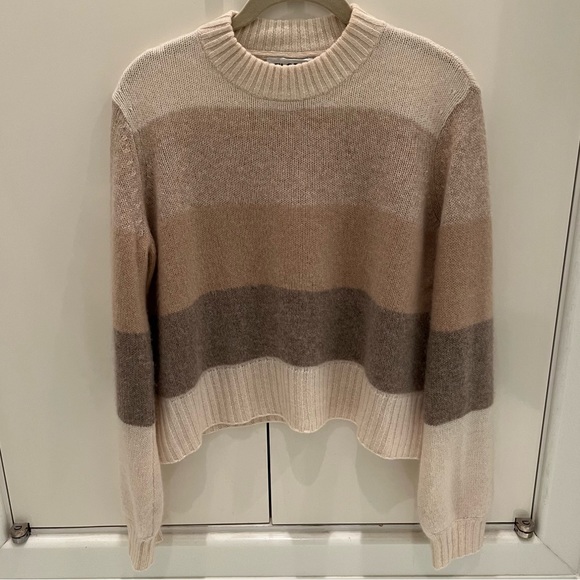 Filoro Hayley Sweater in Ivory/Oatmeal - Picture 2 of 4